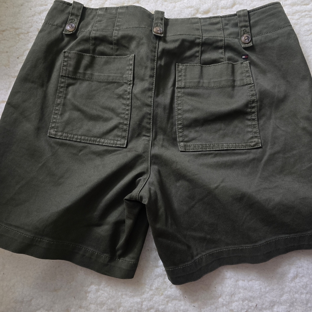 Tommy Hilfiger Dark Green Women's Cargo Shorts - Picture 6 of 10